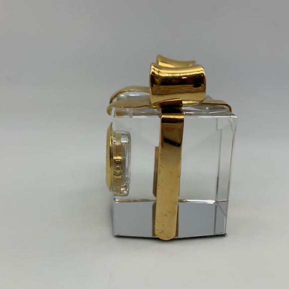 Vintage Timex Waterbury Clock Co. Collectible Mini Present Gift Clock Gold Tone - Picture 6 of 16